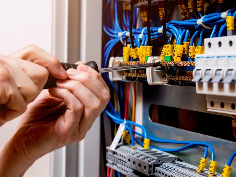 Elektrik Tesisatı Yenileme İzmir